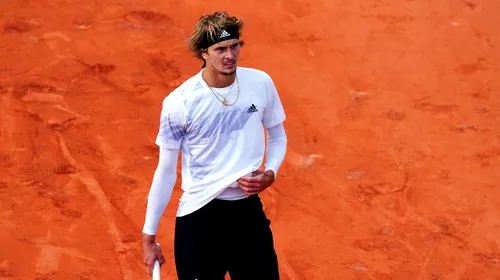 Alertă la Roland Garros?! Alexander Zverev a dezvăluit că are simptome de <i class='ep-highlight'>COVID</i>-19, chiar la finalul unui meci: „Sunt bolnav, nu pot să respir”