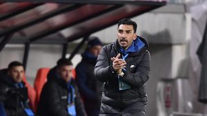 Elias Charalambous, impresionat de Dan Petrescu. „Îl respect mult!” Cipriotul nu știe la ce să se aștepte de la „Bursuc” înaintea derby-ului CFR Cluj - FCSB