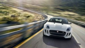 Noul Jaguar F-TYPE CoupÃ© vine în România în mai 2014