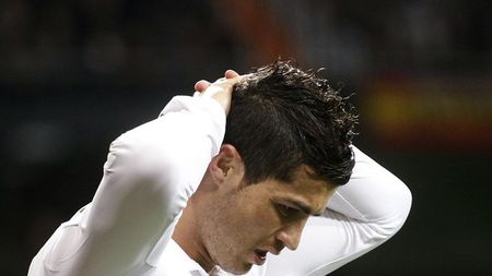 REAL  PIERDE 2 PUNCTE! Barcelona speră la titlu: 1-1 "furat" de Malaga pe Bernabeu ** Au mai rămas 11 etape