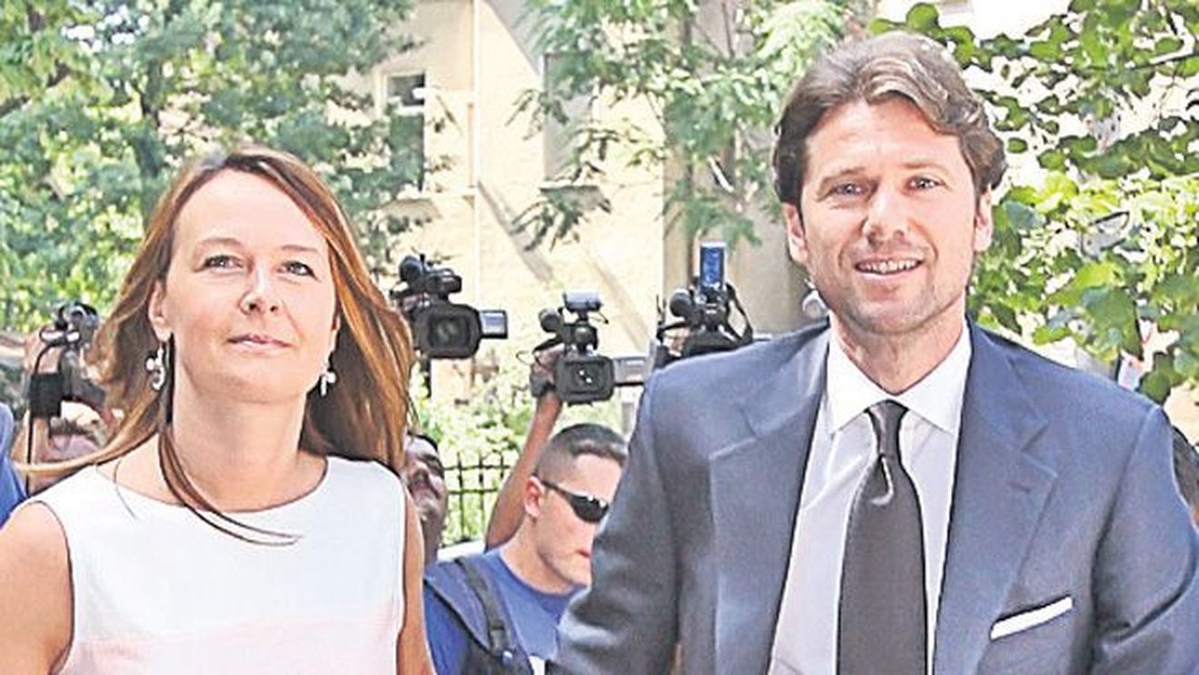 Florin Răducioiu divorțează de femeia cu care e căsătorit de 20 de ani: "Familia mea stă în Italia, iar eu sunt la București. Nu vreau să intru în detalii"