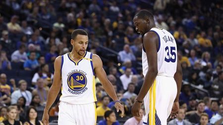 Rezultatele înregistrate joi în NBA: eșec pentru liderul Conferinței de Vest, Golden State Warriors