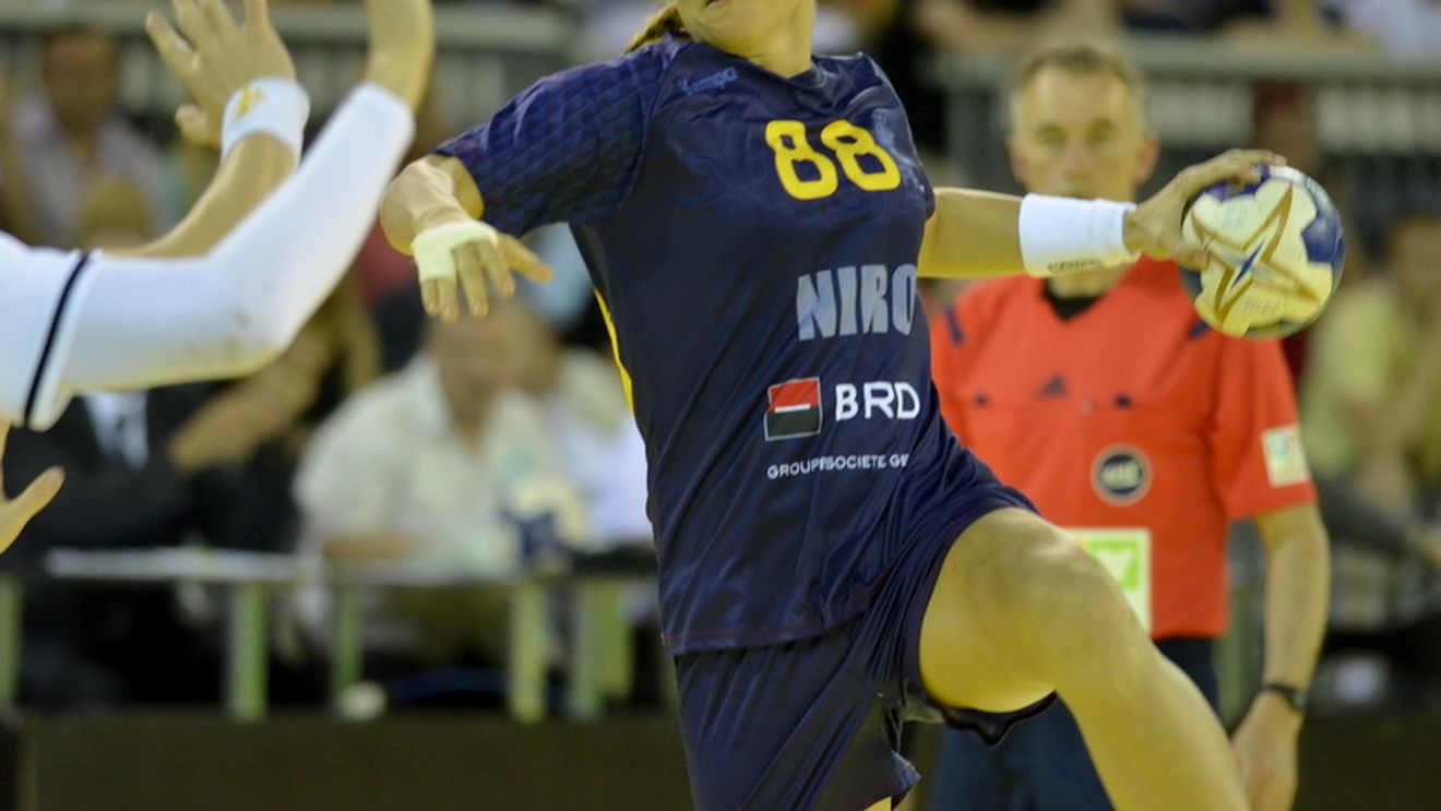 Naționala feminină se transformă într-un laborator! Alexandru Dedu: "În momentul de față suntem în epoca de piatră cu pregătirea și cu modalitățile de pregătire. Ă‚sta-i drumul!". Cine îi plătește contractul lui Tomas Ryde