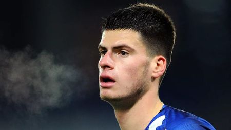 Gică Hagi, „palmă morală” pentru cei care l-au distrus pe unul dintre „copiii” săi de suflet de la Viitorul! Nici Mircea Lucescu nu a reușit să îl revitalizeze, dar „Regele” face anunțul: „Are fracturi acolo! Credeți că el vrea?”