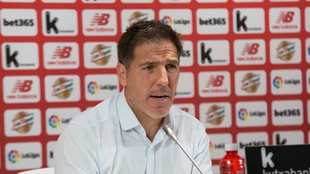 Cristi Ganea a rămas fără antrenor! După un start dezastruos de sezon, Berizzo a fost dat afară