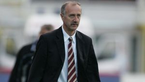 Paul Cazan a demisionat de la U Cluj