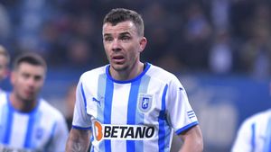 Dan Nistor a făcut, în sfârșit, lumină! A dezvăluit cine l-a „lucrat”, de fapt, când a fost dat afară de Universitatea Craiova imediat după ce își înnoise contractul: „S-au plâns că am gura mare! Mihai Rotaru a fost influențat”. EXCLUSIV