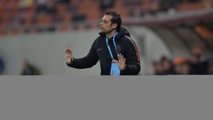 Cornel Dinu îi prevede un viitor sumbru lui Teja la FCSB: "E plastilină! Vine Gigi, dă drumul la oițe pe pășuni și îi dă drumul și lui"