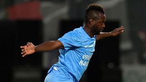 Steaua și CFR, refuzate de un jucător care a avut probleme cu drogurile și a fost în închisoare. Dulee Johnson a semnat cu CSMS Iași: "Aici e concurența mai mică"