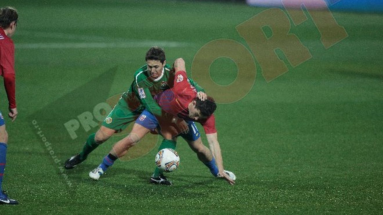 Steliștii l-au SPERIAT pe Petrescu: "Parcă jucau finala Ligii Campionilor!"** Cum l-a impresionat Bicfalvi pe 'SuperDan': "M-am convins că Hagi are dreptate"