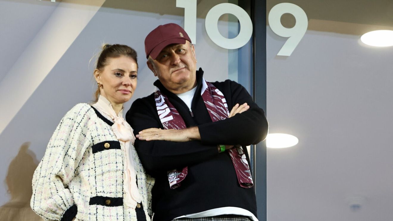 Ce rol are, de fapt, Diana Șucu, soția patronului Dan Șucu, la Rapid! Milionarul de la Mobexpert a explicat ce face nevasta lui: „E cineva care nu se pricepe la asta?”