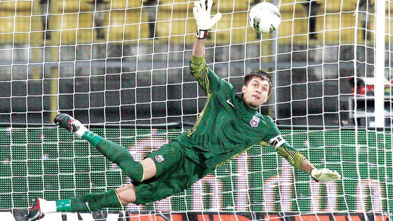 Duckadam nu crede că banderola trebuie să stea pe brațul lui Tătărușanu: **"Un portar căpitan? Niciodată"