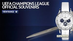 S-a deschis magazinul "UEFA Champions League"!**  Tricourile BarÃ§ei, cele mai vândute