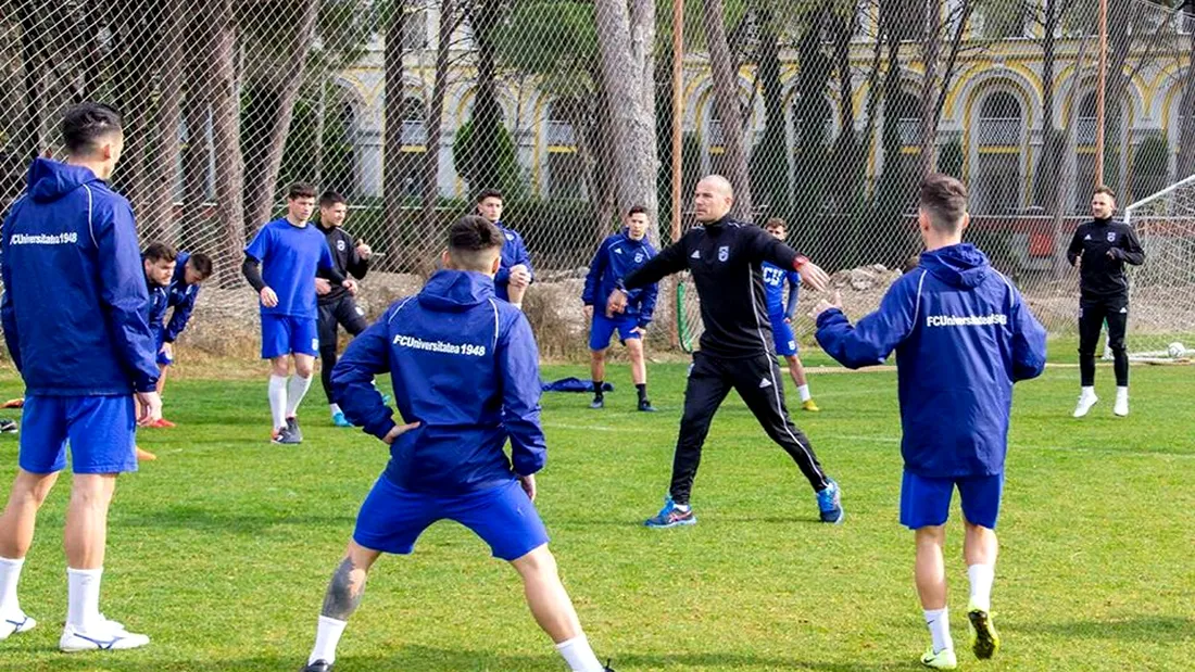 ”FC U” Craiova începe pregătirea Ligii 2! Trică va organiza două cantonamente, dintre care unul în afara României,  dar așteaptă întăriri. Ce transferuri vor fi anunțate în perioada următoare