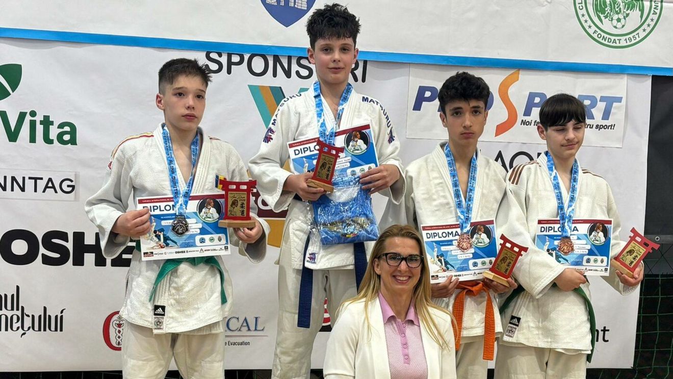 Nadia Comăneci i-a încurajat pe micuții judoka prezenți la competiția patronată de Alina Dumitru: „Să fiți cei mai buni”