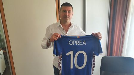 „N-am fost albi în cerul gurii la Oțelul”. Șeful Școlii de Antrenori din Moldova, Dănuț Oprea, admite că trupa rebelă a Galațiului lui Marius Stan și Meme Stoica intrase și ea în circuitul Cooperativei: „Veneau ordine de sus, n-aveai ce să faci”. Stă cu ochii pe elevul Pintilii de la Chișinău: „Îi urmăresc antrenamentele la FCSB” | CORESPONDENȚĂ DIN MOLDOVA