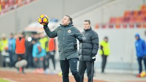 Primul meci, prima "victimă"! Unul dintre cei mai buni jucători din meciul cu CFR, scos din echipă de Becali: "Cu el trebuie să joci pe postul ăla! Când își va reveni Tănase..."