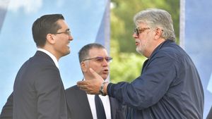 Federația Română de Fotbal a tranșat definitiv situația hilară din Liga 1! UTA este peste Rapid în clasament, înaintea play-out-ului. Comunicatul LPF