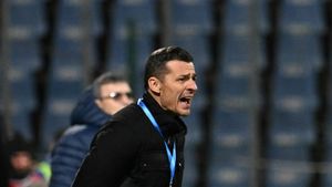 Costel Gâlcă, mesaj înainte de Universitatea Craiova - Dinamo: „Ne dorim să aducem un atacant”. Cine va arbitra derby-ul din Bănie