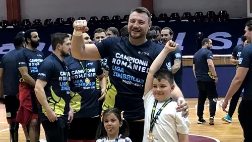 Andrei Savenco, căpitanul echipei de handbal Dinamo București în ultimii ani, și-a anunțat retragerea din activitate! Pivotul nu pleacă însă din handbal | GALERIE FOTO