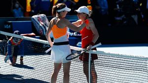 Surpriză de proporții! Ultima jucătoare care a învins-o pe Simona Halep la Australian Open, recompensată cu wild card pentru ediția 2024. La cine merg celelalte invitații