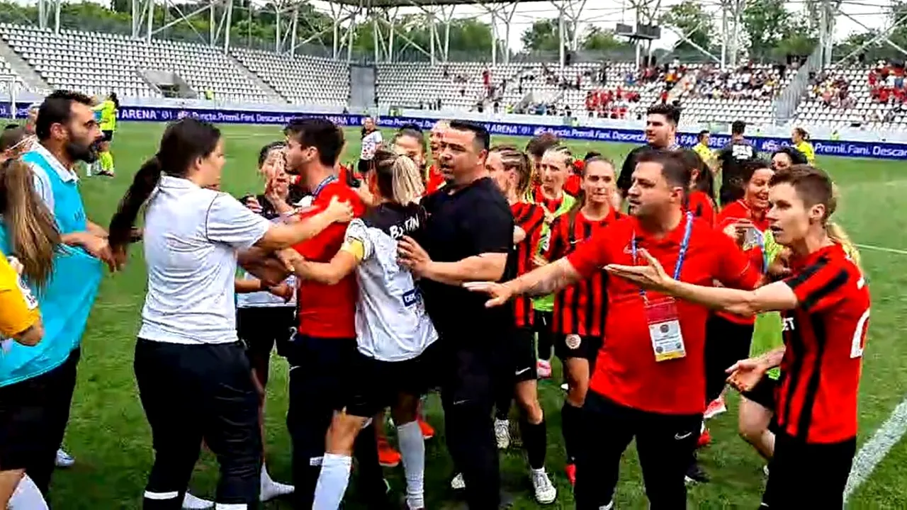 Scandal fără precedent în fotbalul feminin! Acuzații incredibile după ce U Cluj a pierdut Cupa României în fața lui Carmen București: „Am fost amenințată de omul de la pază” | VIDEO