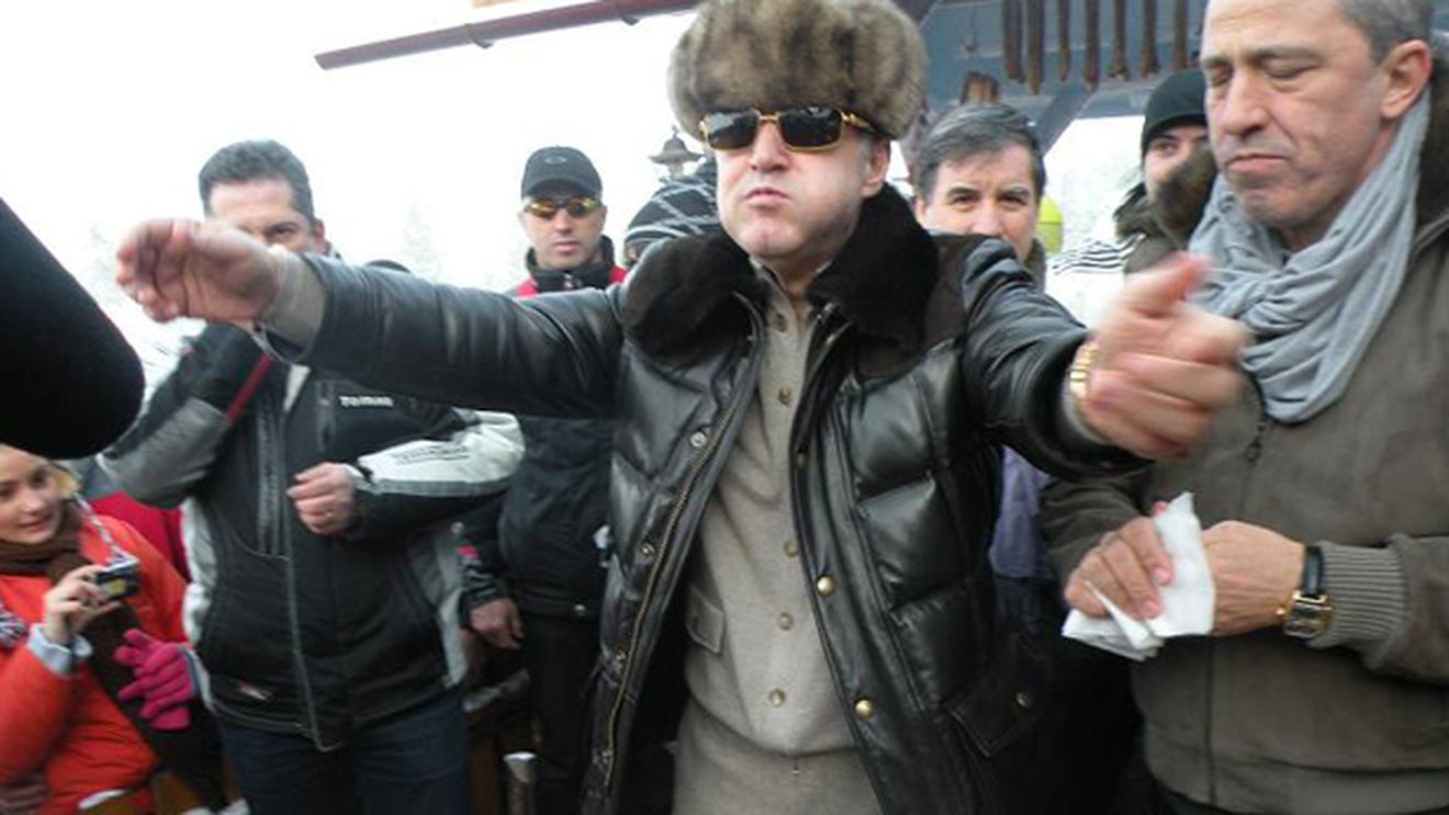 "Băi, joci și tu ceva?!" Frații Costea au scăpat!** El e primul jucător luat la țintă de Becali în 2012! Gigi anunță noul sistem de la Steaua: "Presiune, stres și TEROARE!"