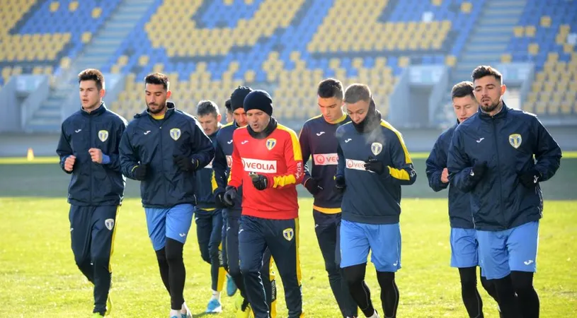 Petrolul s-a reunit cu 18 jucători, dintre care doar doi sunt noutăți.** Cei nouă fotbaliști care pleacă de la echipa ploieșteană și primele trei transferuri anunțate de Marius Stan