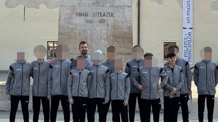 Scrisoare deschisă semnată de părinți pentru susținerea antrenorului acuzat că ar fi lovit cu un șlap în față un jucător de polo în vârstă de 15 ani