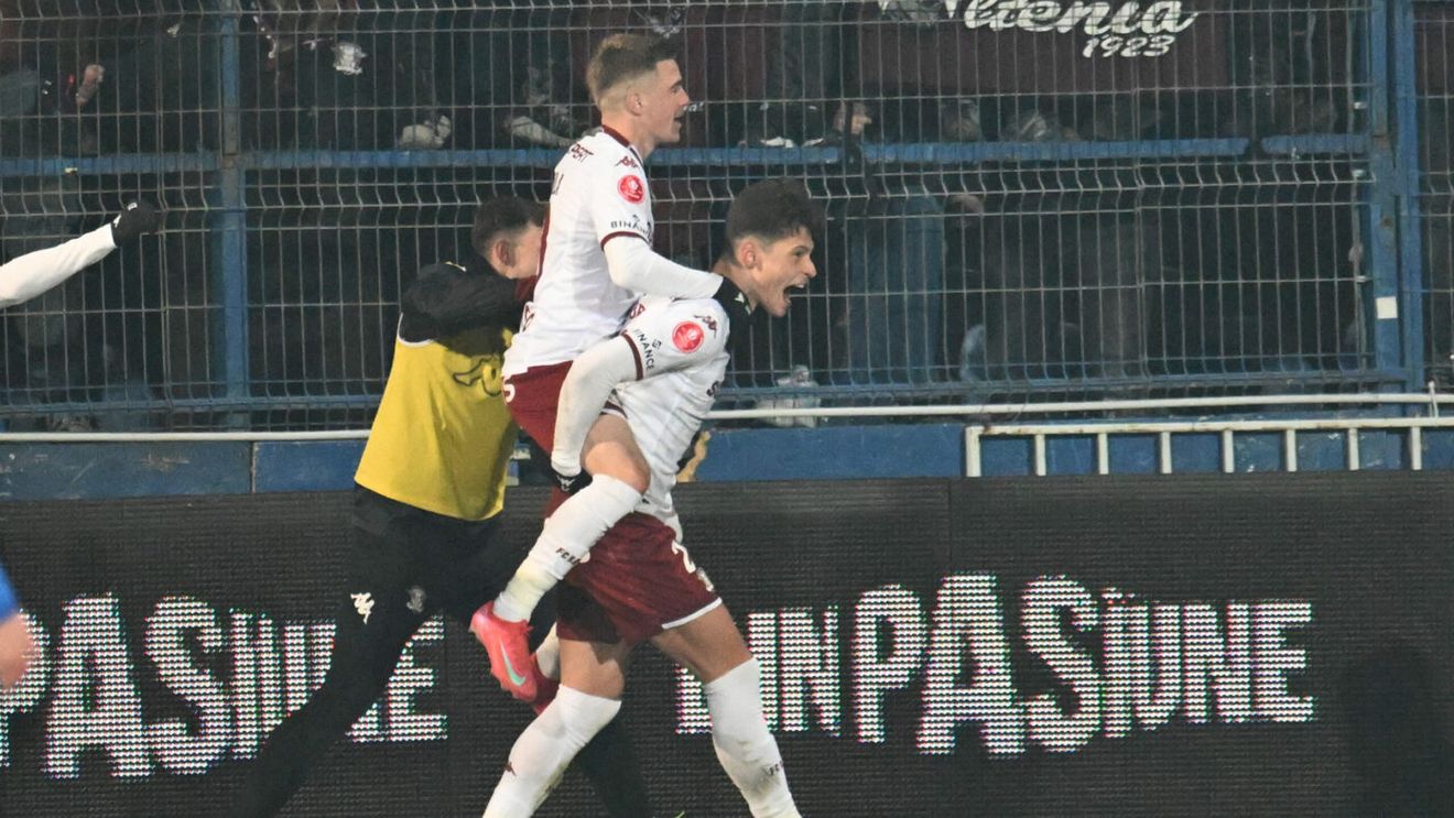 Cum au câştigat rapidiştii meciul cu Farul, fără Marius Şumudică pe bancă: „Ne-am pregătit foarte bine"