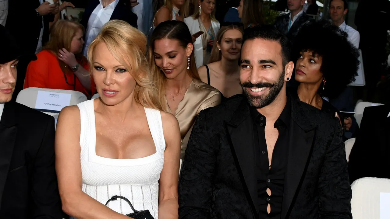 Dezvăluiri picante despre relația pe care Adil Rami a avut-o cu Pamela Anderson: „Au făcut sex de 12 ori într-o noapte!” | GALERIE FOTO