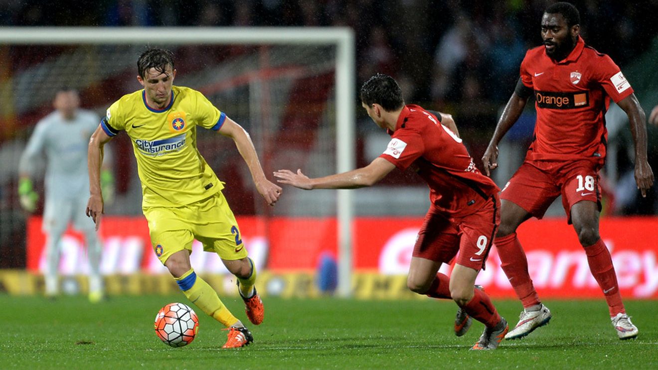 LIVE BLOG | S-a terminat: Dinamo - Steaua 3-1! "Roș-albii" obțin prima victorie cu marii rivale după 2011. Sclipiri de geniu ale lui Rednic, Rădoi fără replică