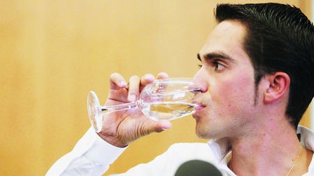 Contador, dopat cu „carne"