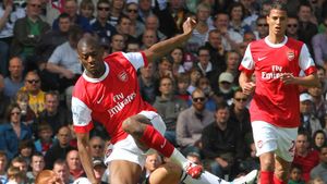 Ce GHINION pentru Diaby! Wenger a așteptat trei luni să-l poată folosi și s-a RUPT din nou după doar 27 de minute