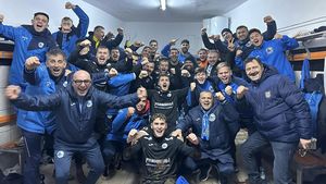 ”Corbii” au zburat la înălțime la Oradea și se califică în sferturile Cupei României după 35 de ani! Corvinul a umilit Progresul Pecica