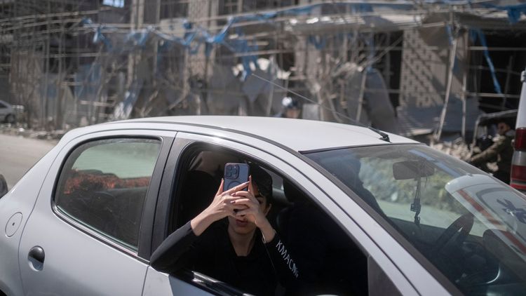 EXTRA Ce a pățit o româncă în Iran, când a ieșit singură la piață: „O mașină a urmărit-o. I s-a spus asta”