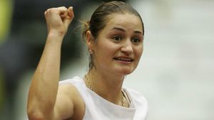 Monica Niculescu, în turul doi la dublu