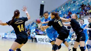 HCM Rm. Vâlcea - Universitatea Cluj, scor 26-20, în ultimul meci al Ligii Naționale din 2015