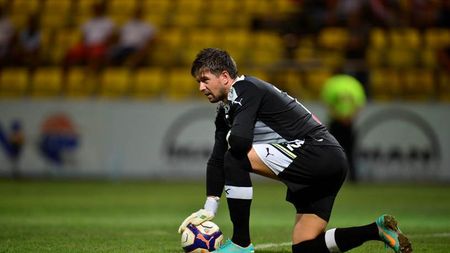 CFR Cluj l-a achiziționat pe Cosmin Vâtcă