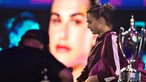 Surpriza finalului de sezon în tenis! Aryna Sabalenka, învinsă fără drept de apel în finala Turneului Campioanelor. Premiu uriaș pentru Elena Rybakina