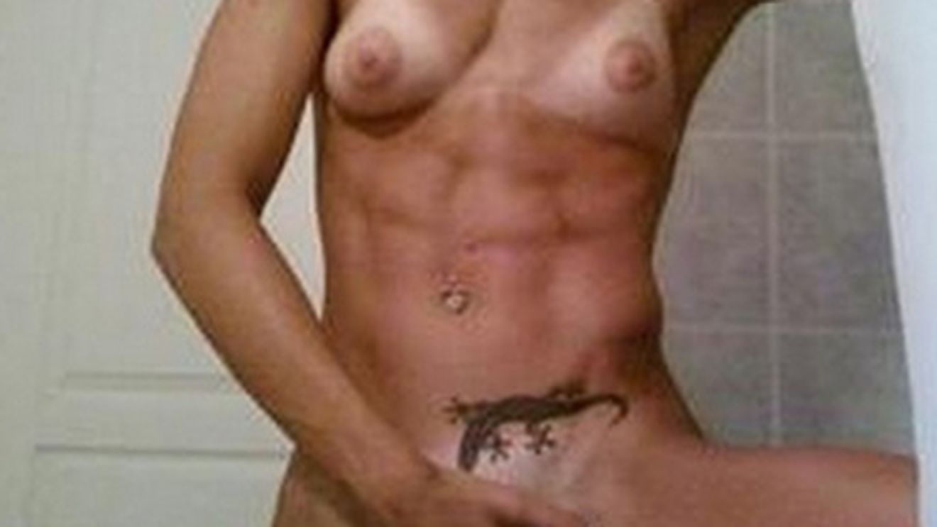 A luat AUR la Olimpiadă, dar se ascunde în casă de RUȘINE.** Ce i-a făcut iubitul e JOSNIC