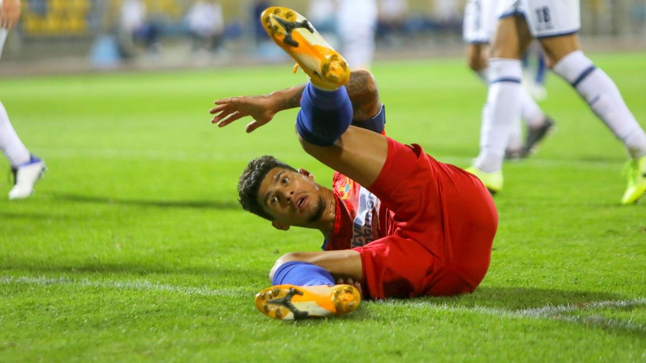 Verdict crunt pentru Florinel Coman după accidentarea din meciul cu Backa Topola! Ratează cele mai importante meciuri ale FCSB-ului din această toamnă