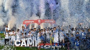 Vești de ultimă oră pentru Gică Hagi! Am aflat ce o așteaptă pe Farul la Tiraspol, la returul cu Sheriff! Șeicii au pus ochii pe baza de cinci stele din Republica Moldova | EXCLUSIV