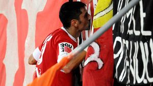Dănciulescu, dărâmat după eșecul cu Gloria!** "Nu avem mari șanse la titlu! Cu Rapidul va fi un derby al 'răniților'"