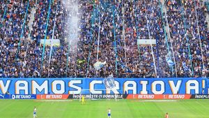 Universitatea Craiova, în pericol să rateze cupele europene, după cinci încercări consecutive. Oltenii au pierdut onorabil cu coloşii AC Milan şi RB Leipzig, dar s-au făcut de râs cu minusculele Laci şi Tbilisi