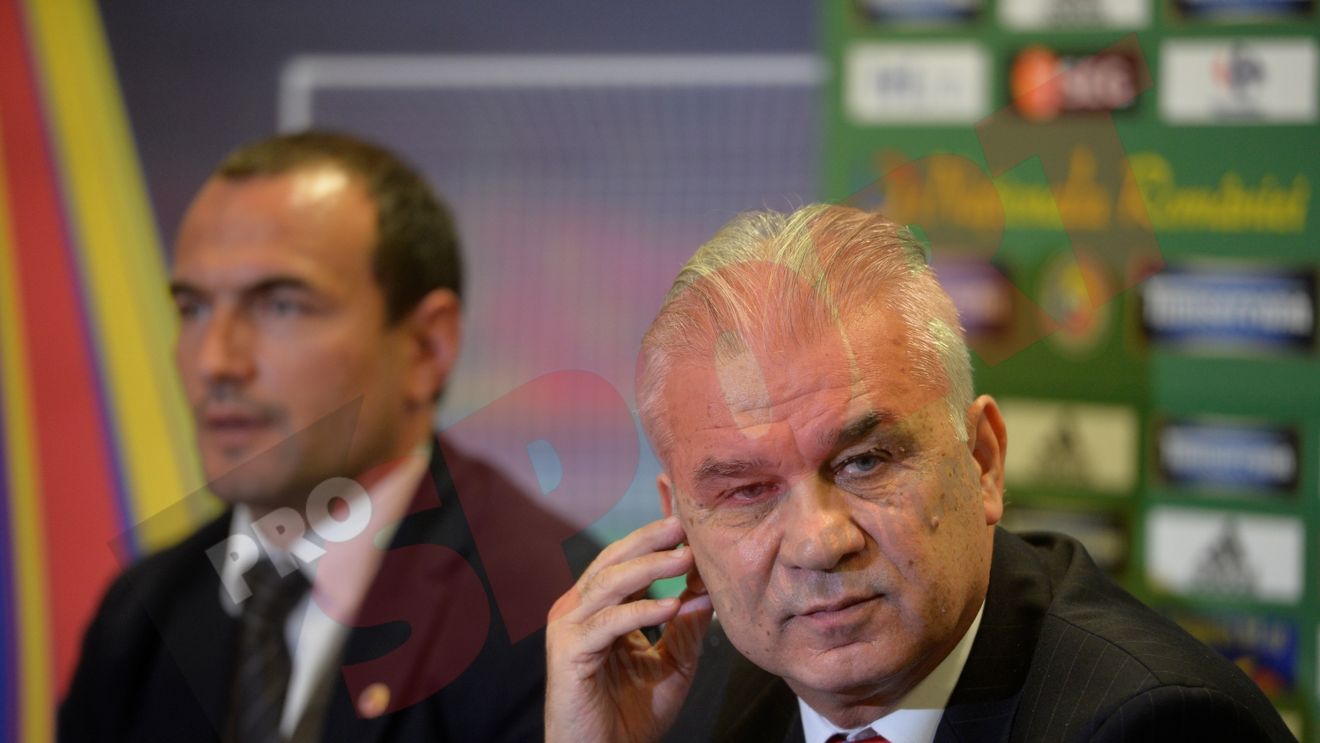 FOTO | Iordănescu, prezentat oficial ca selecționer al României: "Eu l-am propus pe Lucescu, dar nu s-a putut. Naționala putea intra în criză dacă nu se găsea o formulă"