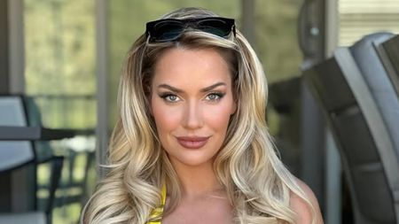 Cea mai frumoasă femeie din lume a cedat emoțional și a făcut public mesajul primit: „Te urăsc! Nenorocito, te crezi mai bună”