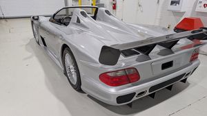 FBI a confiscat „bijuteria” de 13.000.000 de dolari a fostului olimpic, dat în urmărire generală după ce a devenit un lord al drogurilor