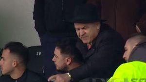 CLINCENI - GAZ METAN 2-3 | Anghel Iordănescu, un car de nervi, după ce Edi a fost trimis în tribune! FOTO