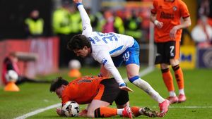 Ce notă a luat Ianis Hagi, după Dundee - Rangers 1-3